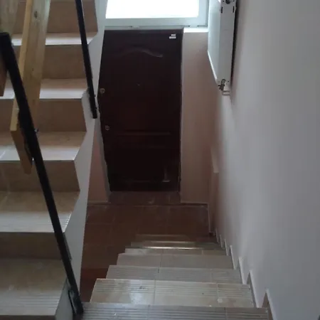 Appartement Tanie Pokoj Nr 10 1-2 Osobowy Z Lazienka Na Korytarzu *